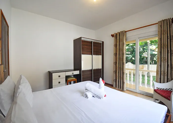 Апартаменты Gt Self Catering *